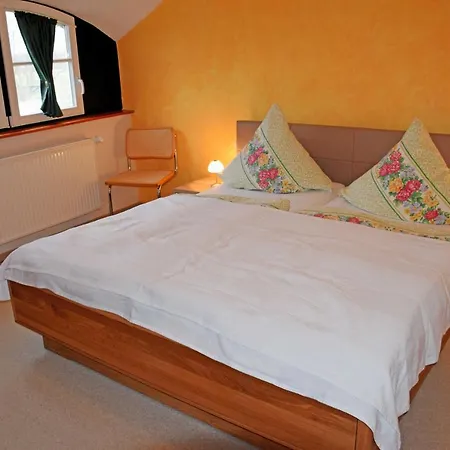 Unterm Reetdach Apartman *